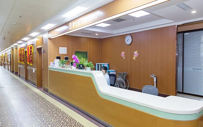 CPL門和碳晶門哪個貴